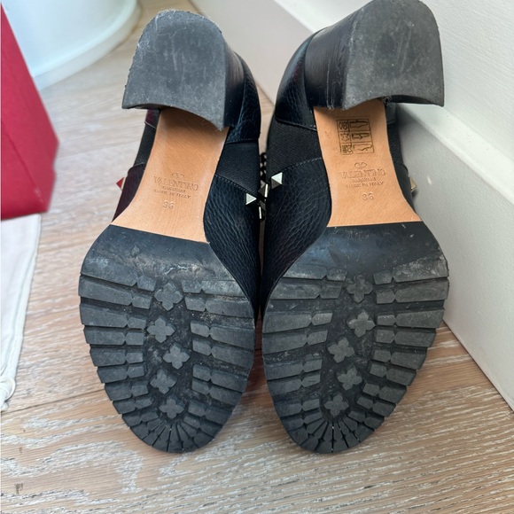 Valentino Rockstud Booties - Picture 5 of 7